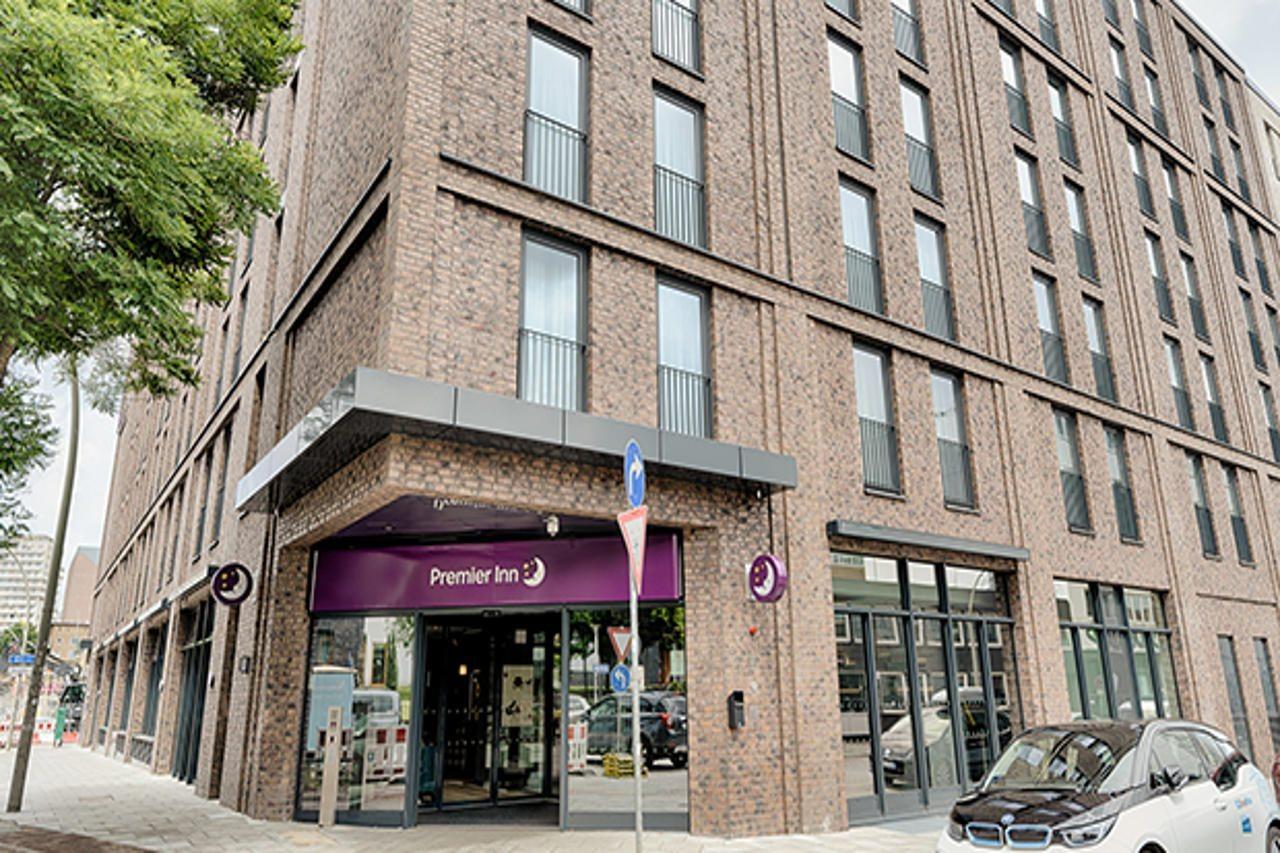 Premier Inn Hamburg City Klostertor 外观 照片