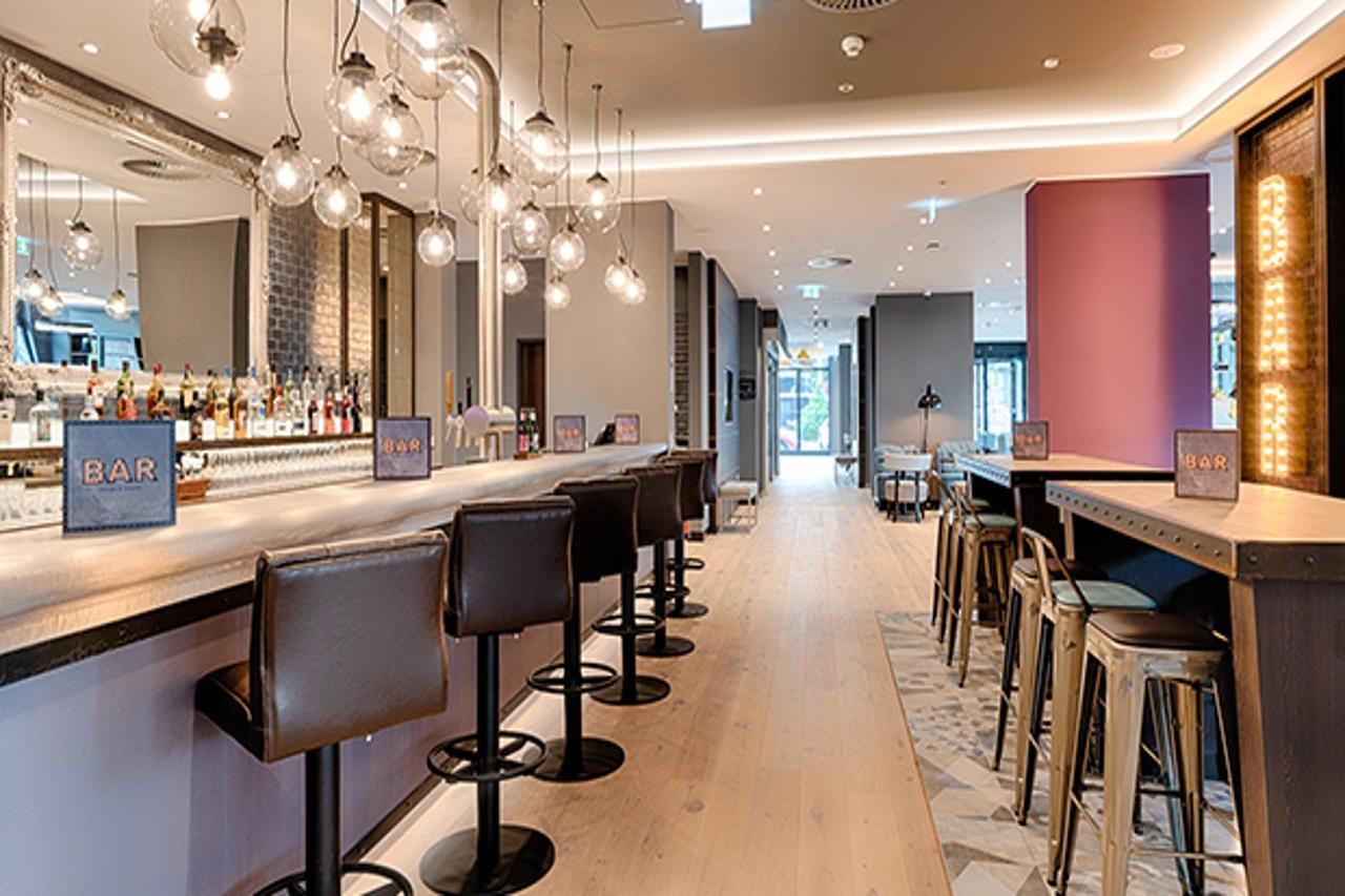 Premier Inn Hamburg City Klostertor 外观 照片