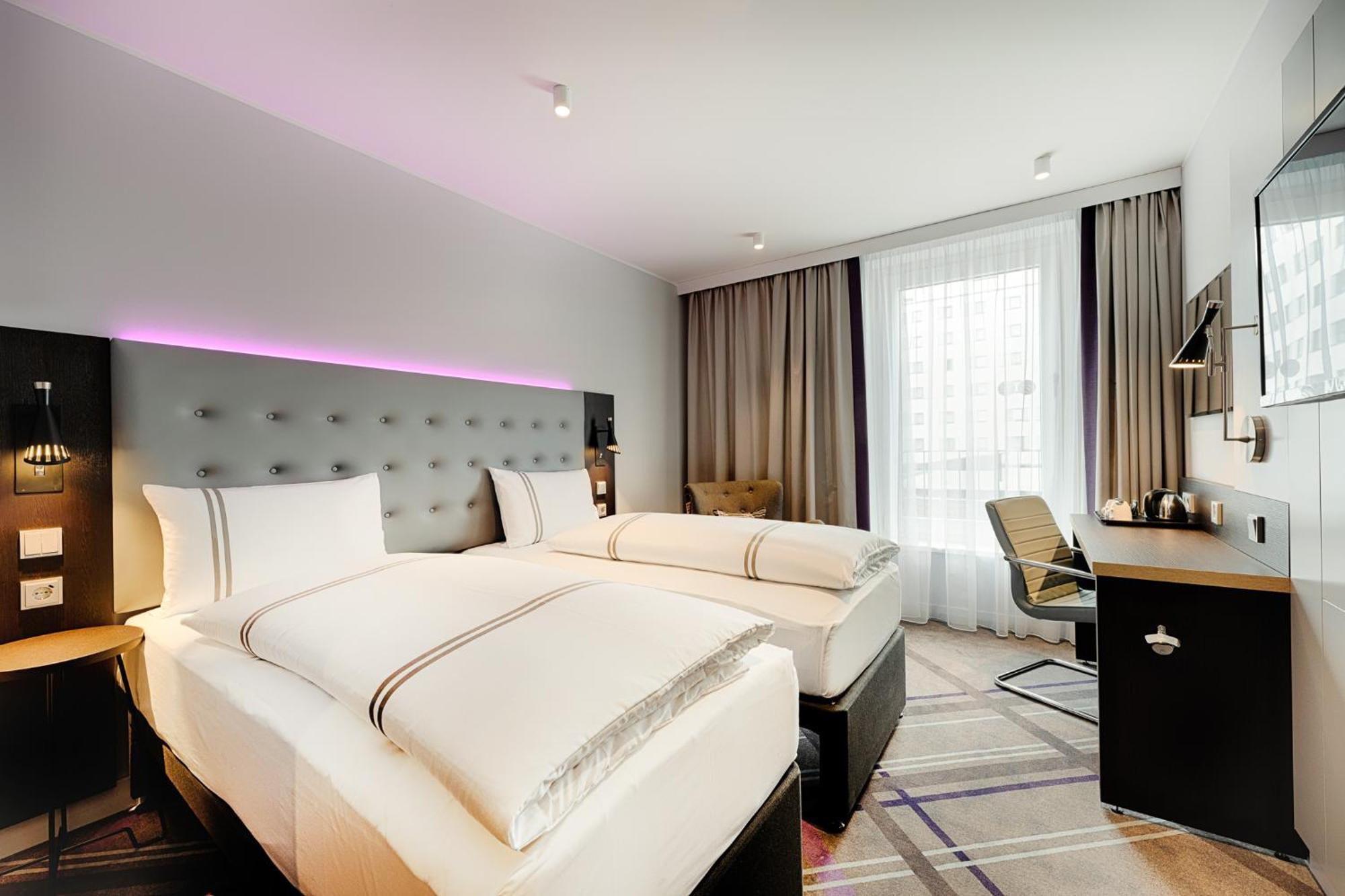 Premier Inn Hamburg City Klostertor 外观 照片